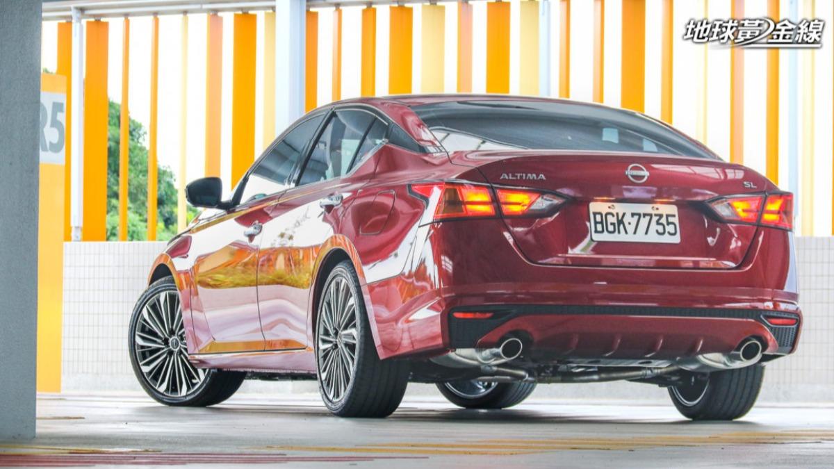 裕隆日產從2024年10月1日祭出Altima限時優惠方案,限量60台大降20萬元,只要119.9萬元即可入主。(圖/地球黃金線)