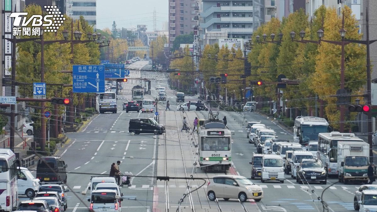熊本路面電車(熊本市電),每天有數千人搭乘。(圖/羅佳蓉攝)