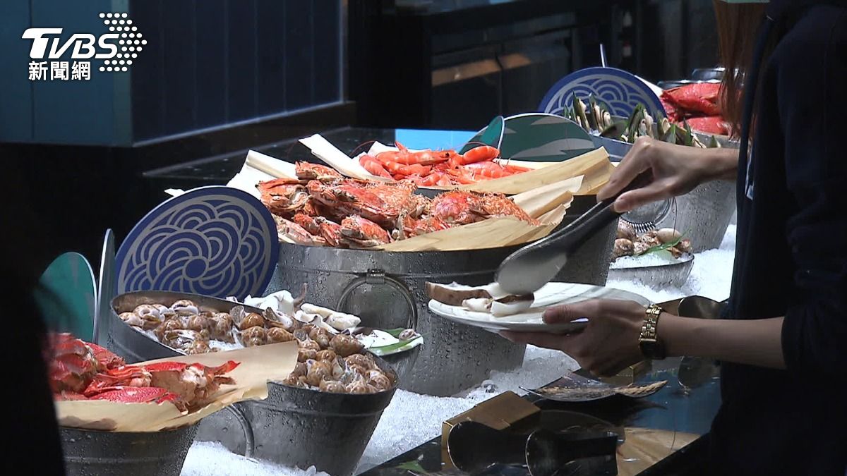 饗饗今復業首日百人搶用餐!下午茶、晚餐近全滿 補償方案研議中