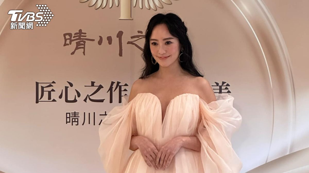 關穎放話挑戰大尺度戲！點名男神柳演錫　羞喊：什麼姿勢都可以
