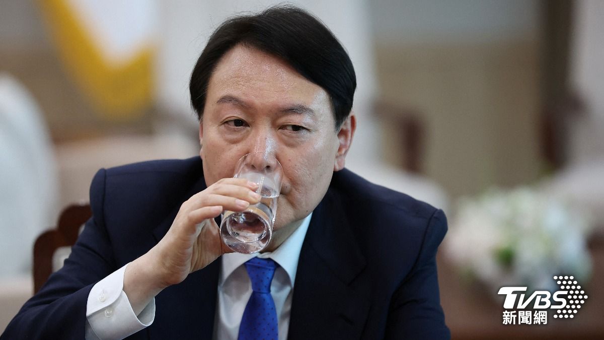 尹錫悅超能喝!被爆酒席喝「20杯燒啤」 屢提戒嚴大家還以為玩笑