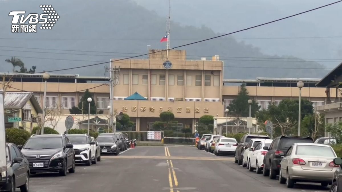 快訊/宜蘭監獄前槍擊案!男子遭擄上車急逃脫…臀部中彈送醫