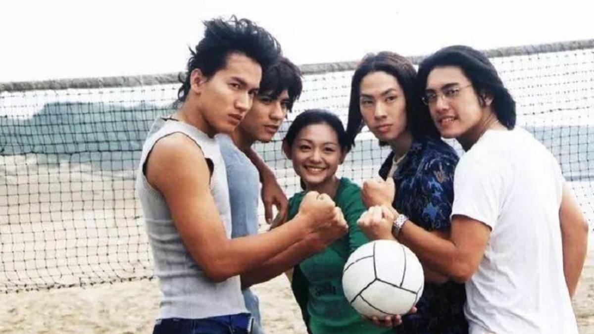 F4在2001年憑台版《流星花園》走紅亞洲。(圖/翻攝自微博)