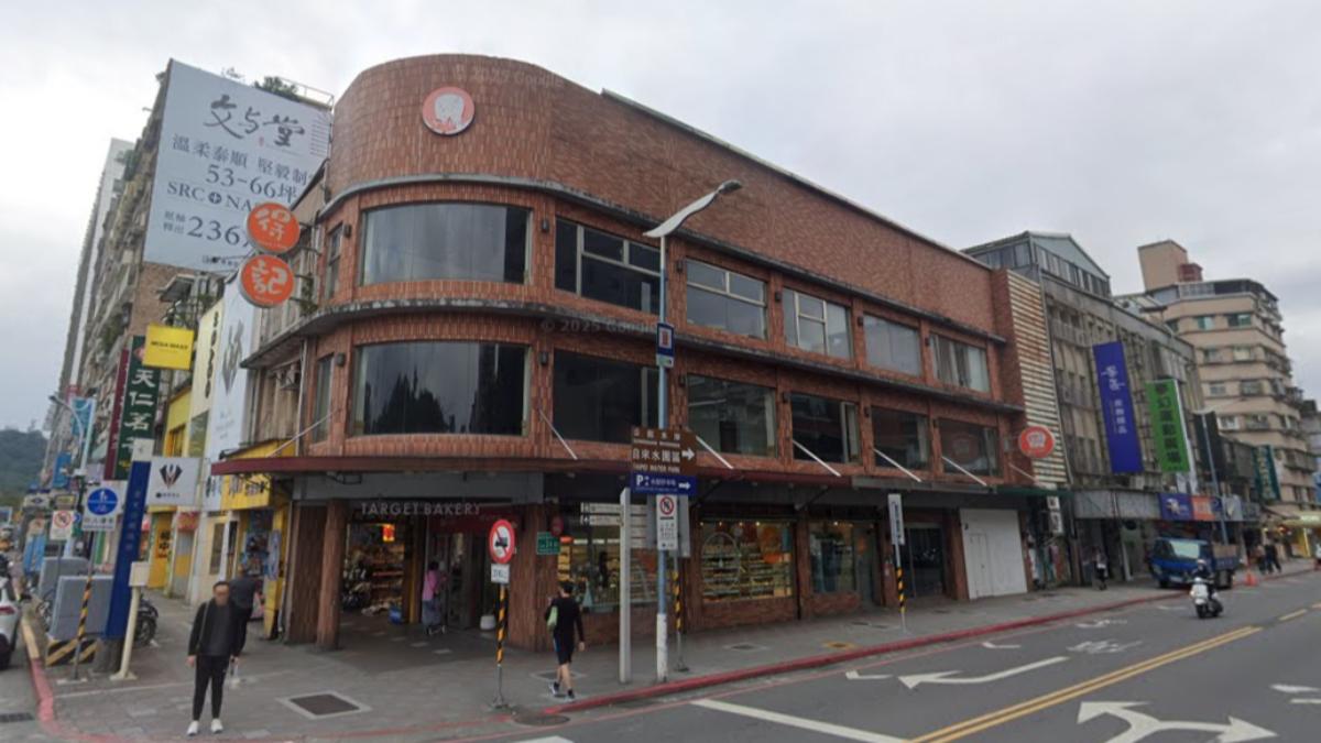 台北老字號麵包店「宣告歇業」！伴台大生65年　拉下鐵門熄燈