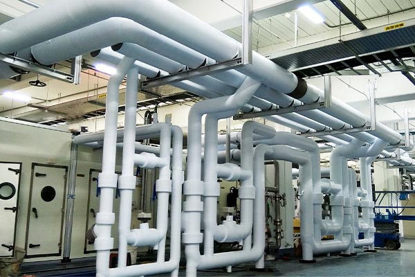 宏信科技承攬科學園區廠房機電工程。(圖/翻攝自官網)