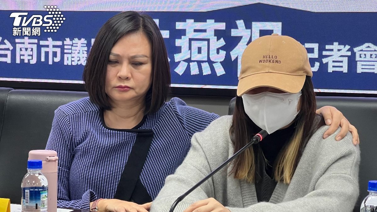 家長哭訴,原本活潑開朗的孩子一夕之間變得怕生,半夜時常哭叫驚醒。(圖/TVBS)