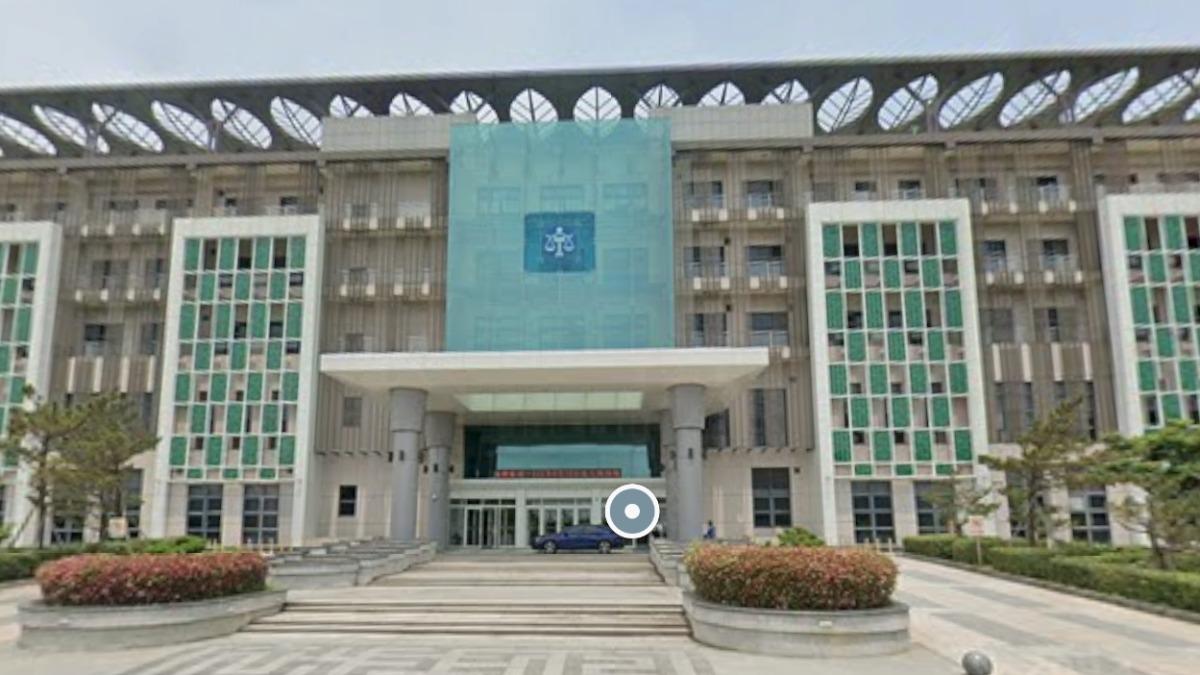 當兵結下梁子!他弄壞同袍手機 十年後「再上門潑紅漆」慘了