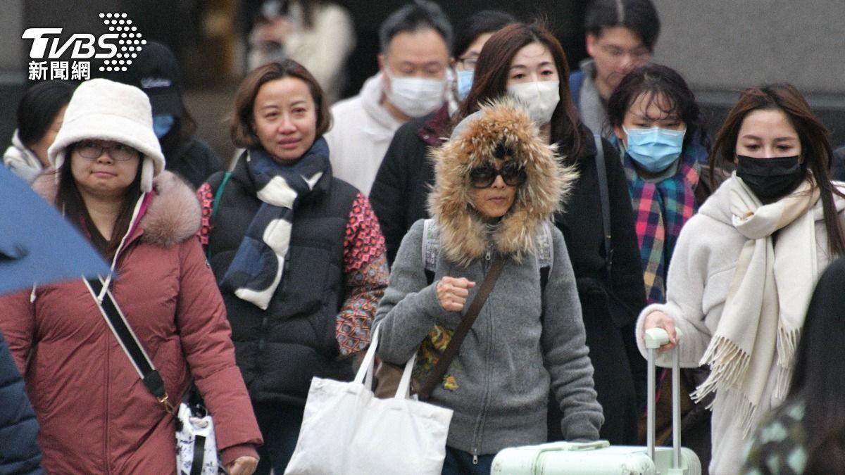 天氣/今夜轉雨明降溫!北台灣「驟跌9度」濕冷到會抖