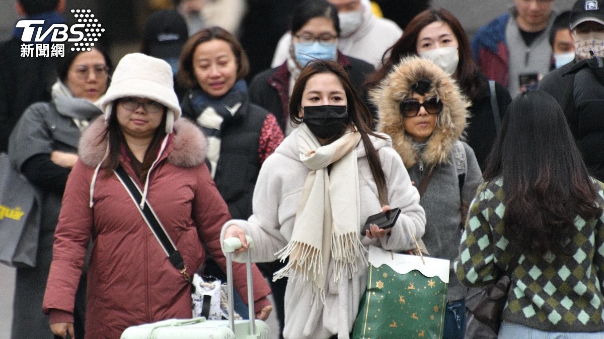天氣/東北季風發威!氣象署曝北台低溫下探19度、降雨猛襲