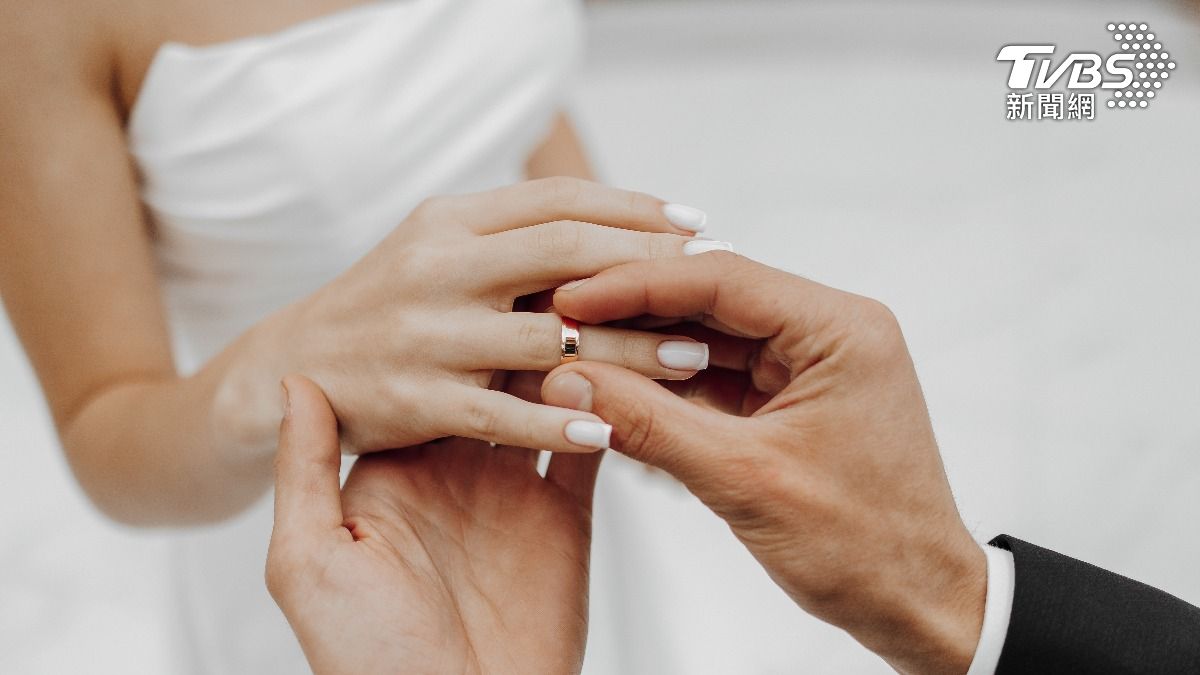 結婚43年離婚12次 模範夫妻靠1招「詐領千萬津貼」