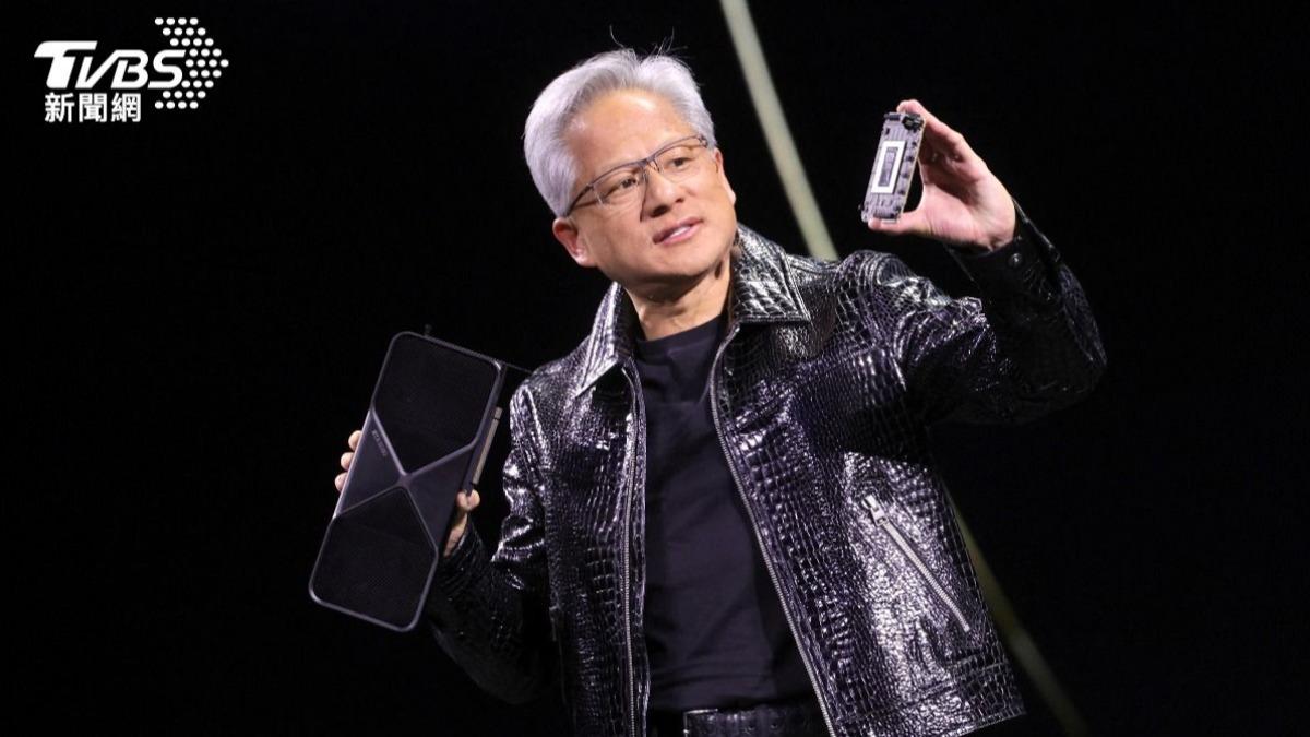 黃仁勳稱新顯卡採用美光記憶體 韓媒炸鍋:韓國產業界的恥辱