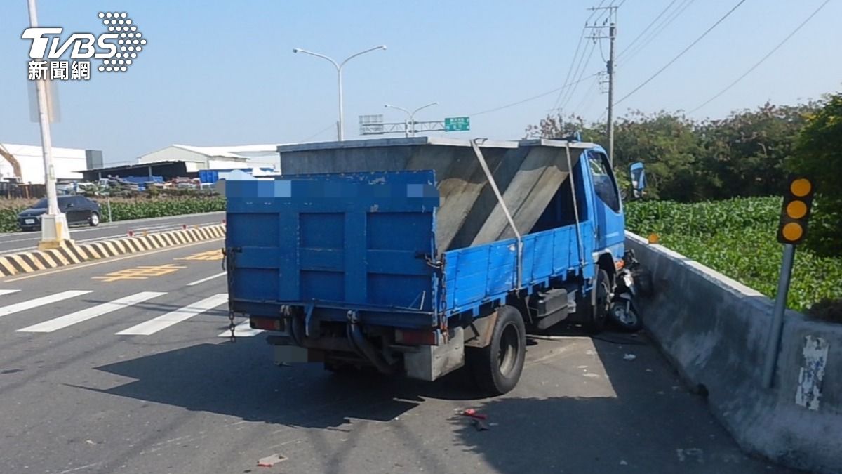 當地居民透露，該路口經常發生死亡車禍。（圖／TVBS）
