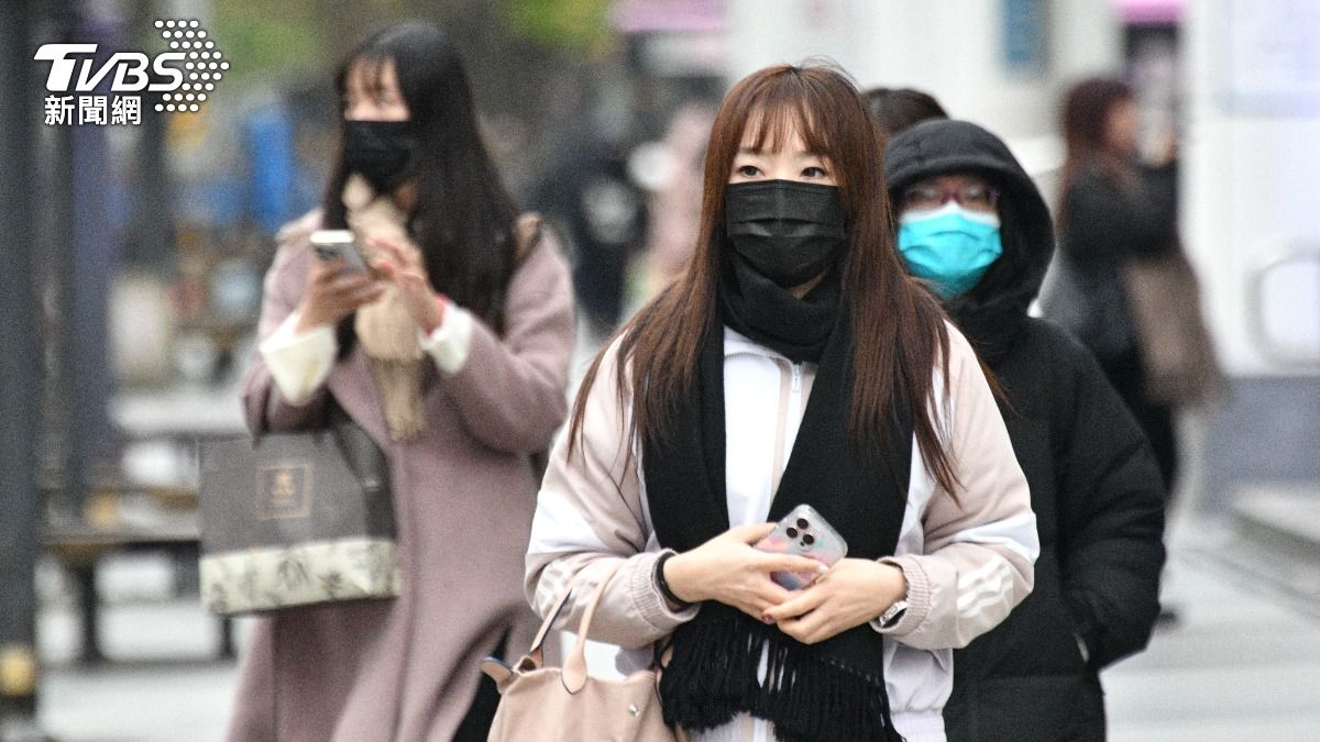 濕冷天氣環境容易增加肺部感染的風險。（圖／胡瑞麒攝）