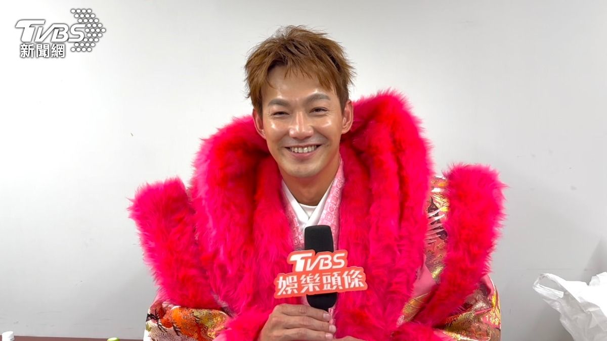 威廉是主持人也是節目製作人。(圖/林彥君攝)