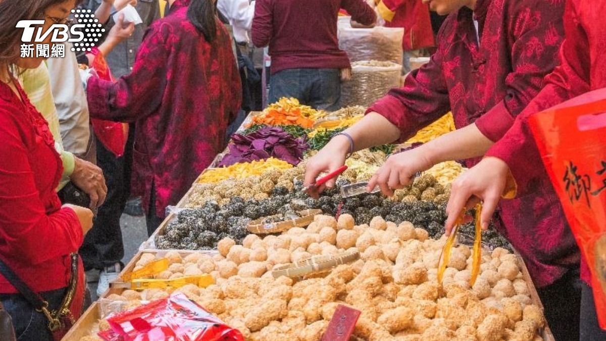 熱量炸彈!醫點名9種「過年零食」超肥:多吃幾顆=1碗飯