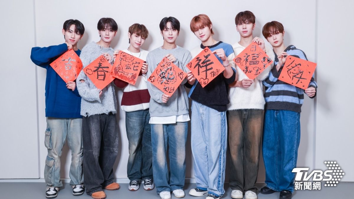 專訪/《SCOOL》男團寫春聯!韓成員挑戰「複雜中文字」結果曝