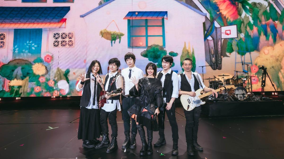 五月天唱一半!大咖天后等6年現身了 阿信感動:聲音寶藏