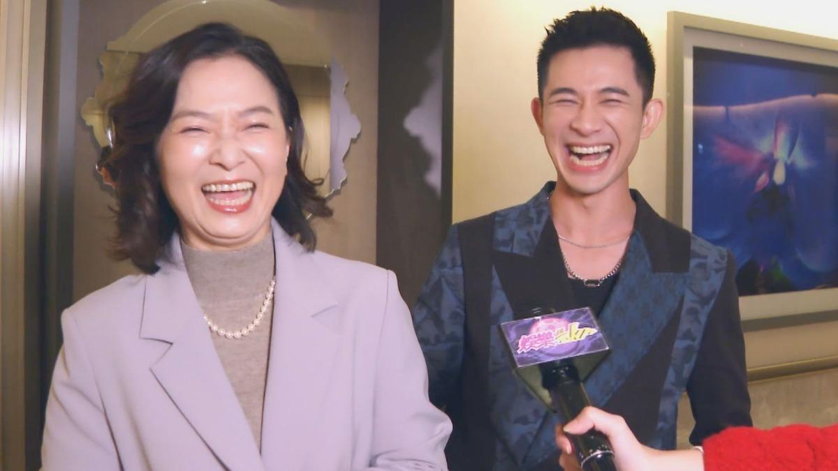 謝瓊煖(左)對曾子益綜藝魂爆發。(圖/民視提供)