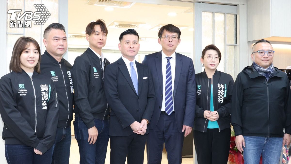 黨魁之爭開跑!黃國昌確定要選了 赴北市議會拜會議長、白議員