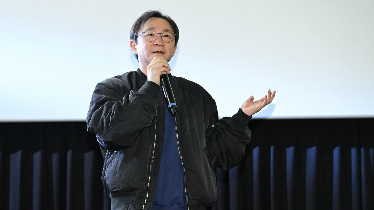 躍耳娛樂執行長吳佳倫曾與羅比合作,現身特映會分享與他合作的過程。(圖/台北双喜提供)