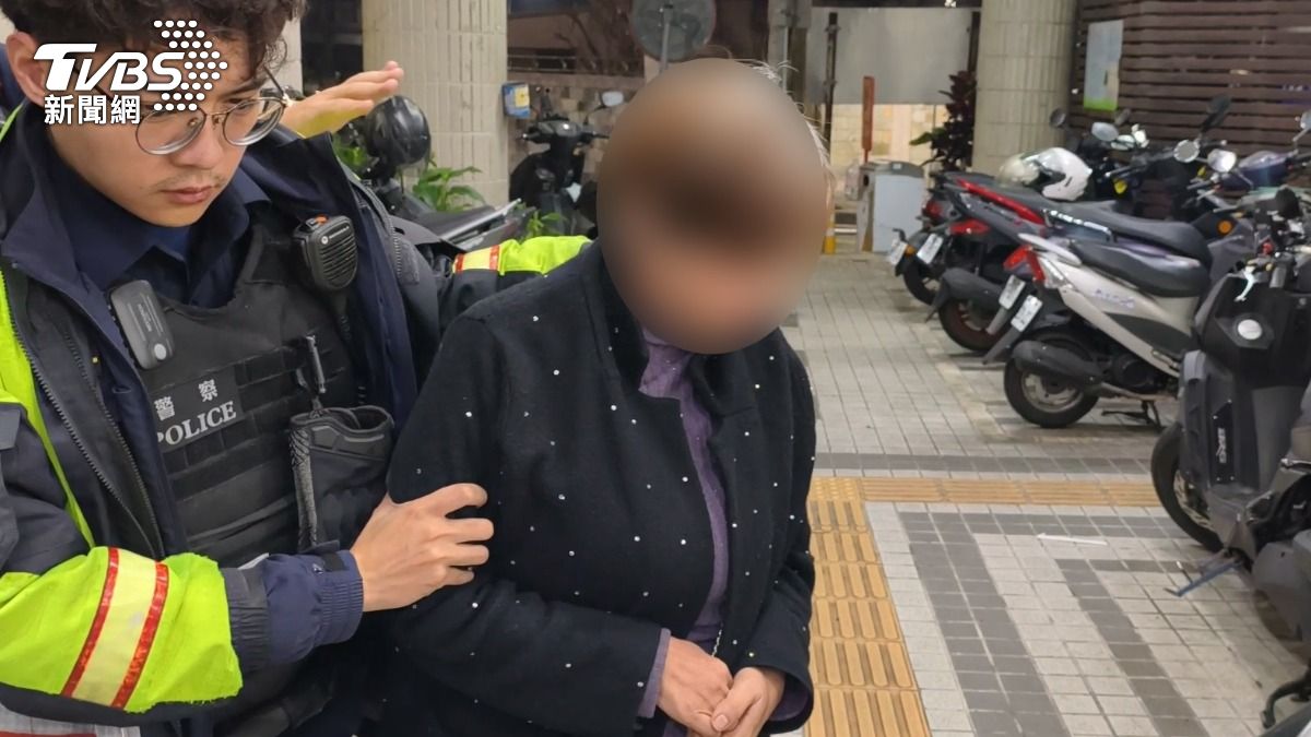 乘客胡女也將因酒駕同乘連坐罰。(圖/陳冠宇攝)