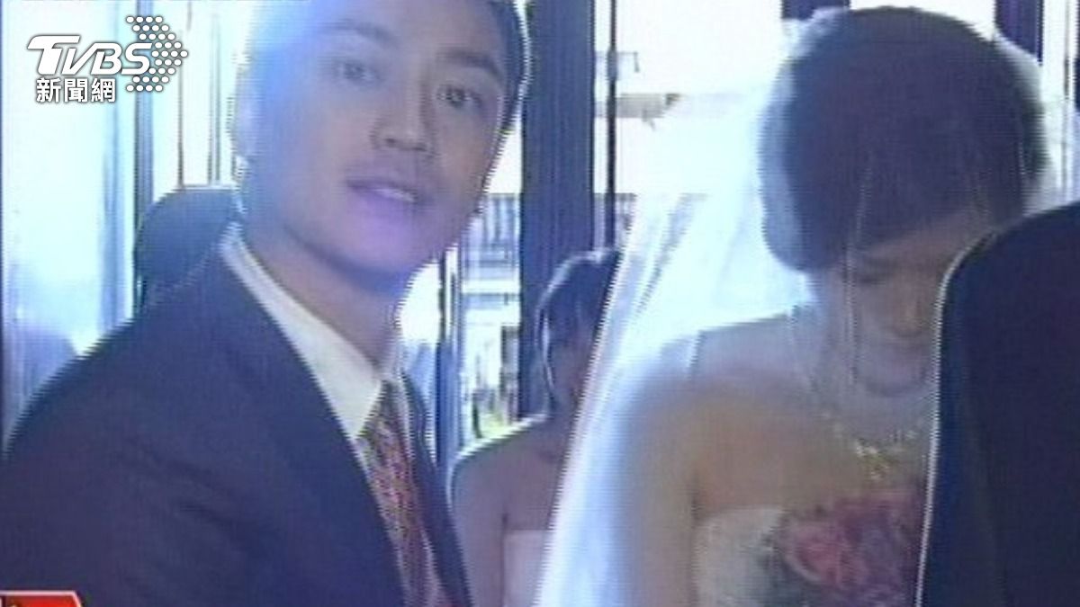 林佑威與林育玟2011年9月步入禮堂,婚姻僅維持3年。(圖/TVBS資料畫面)