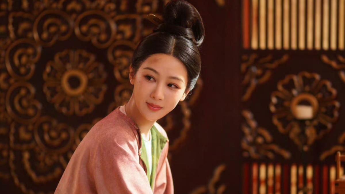 《國色芳華》楊紫薄衫演出 李現曝「零下8度」拍攝秘辛