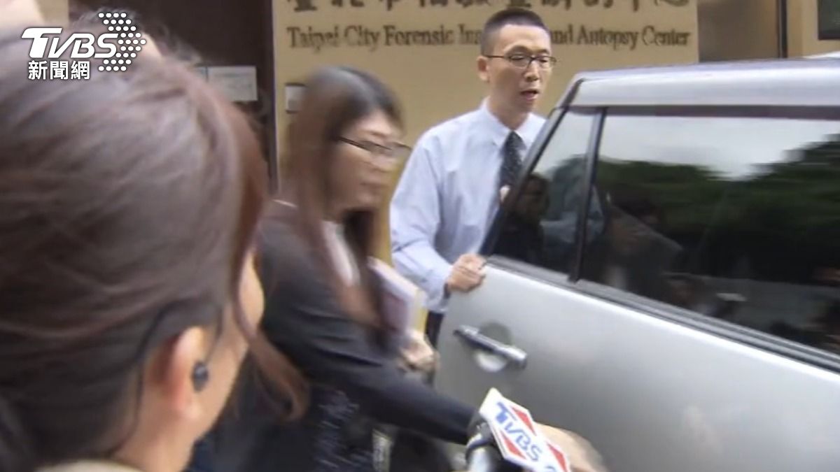 車禍竟要女大生「肉償」 北檢男檢察官遭改判免職、降事務官