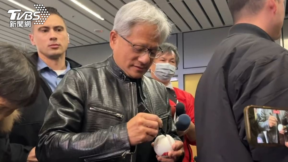 輝達總部將蓋在哪?考慮設台中?黃仁勳用台語4字回應