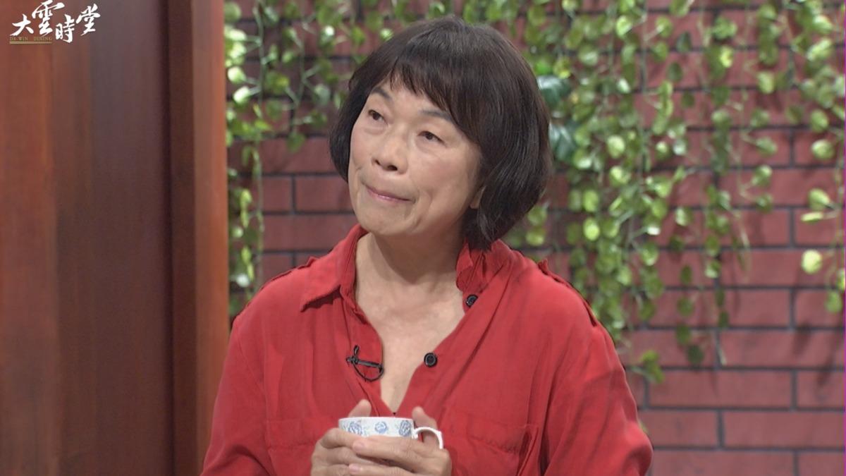 「香椿炒蛋」和「螞蟻上樹」是龍應台的思鄉料理。(圖/八大提供)