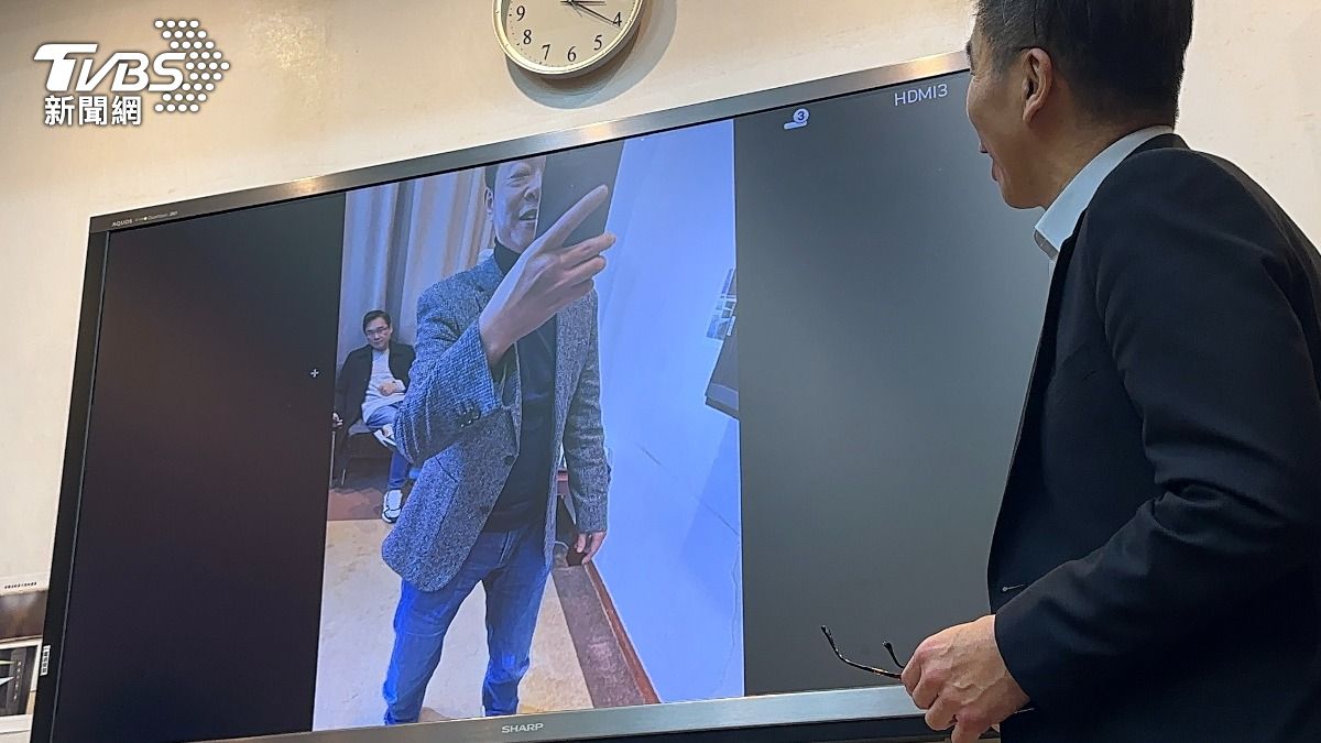 郭國文所拍到的張宏陸。（圖／潘袁詩羽攝）