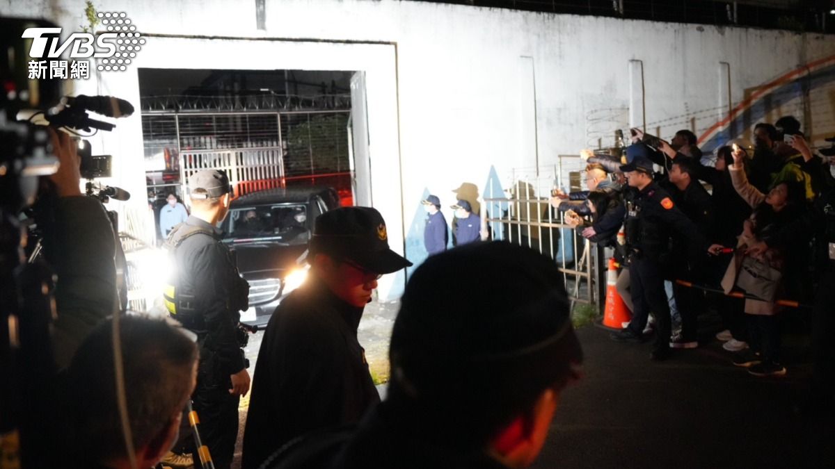 黃麟凱「傍晚才知槍決」！晚餐雞腿只吃1口　抽完菸伏法