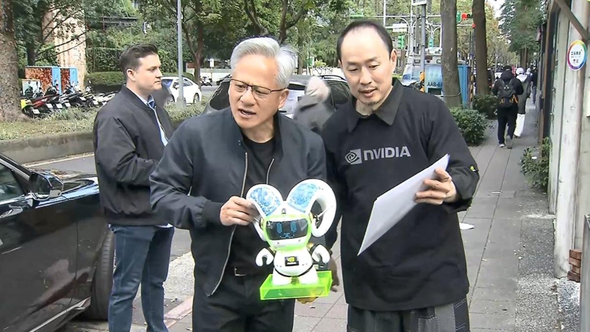 黃仁勳台北趴趴走 今晚吃輝達尾牙前先找「御用設計師」理髮