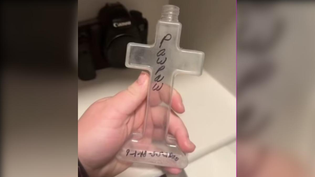 莫妮卡幾天後然發現裝有孩子爺爺骨灰的罐子竟然是空的。(圖/翻攝自TikTok@molo.solo)