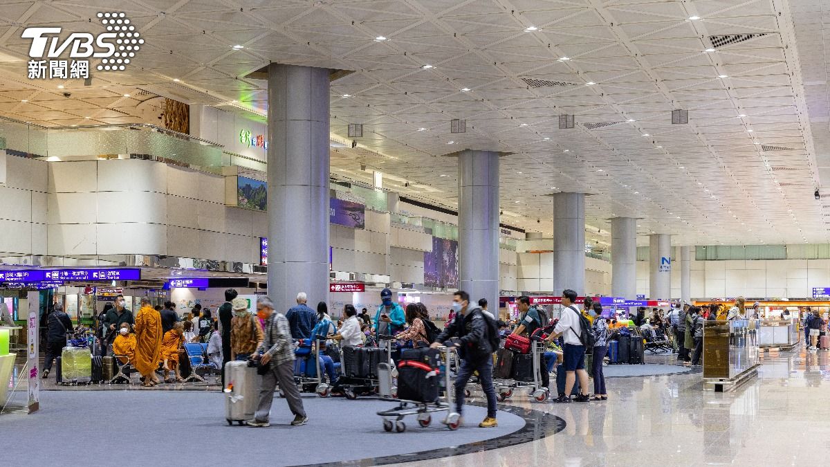 中國擬恢復福建上海團客赴台!航空股嗨漲 觀光股漲幅逾3%