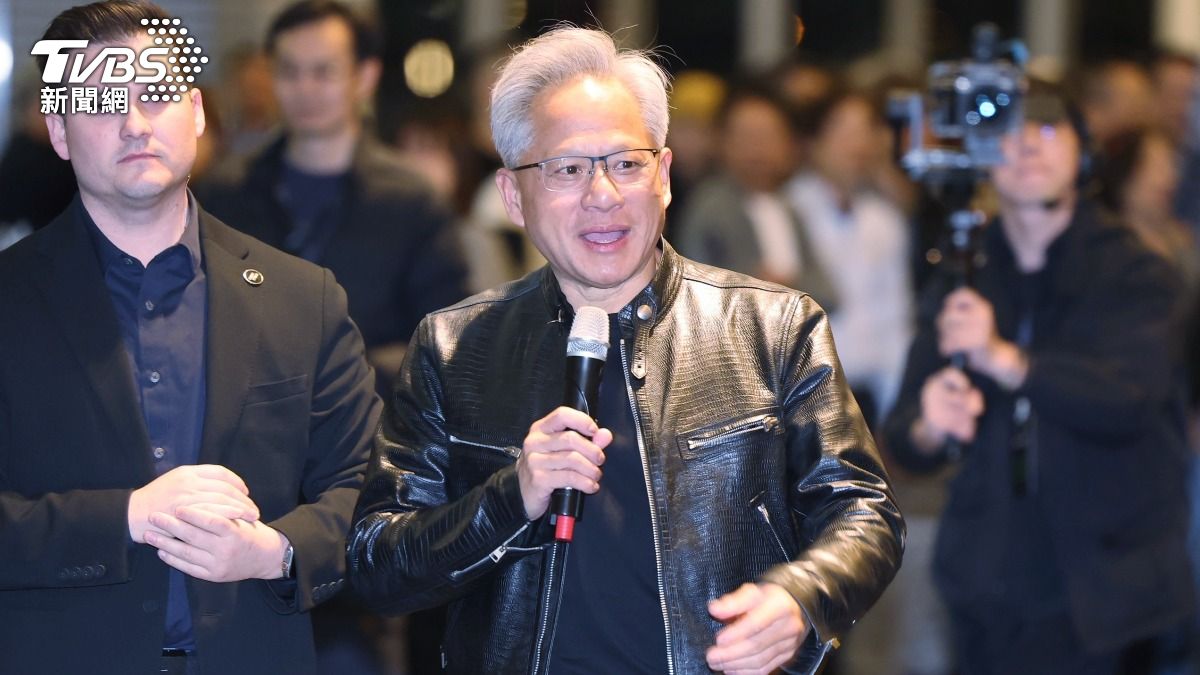 忙翻!黃仁勳趕場輝達尾牙 親揭明日行程「還想去夜市」