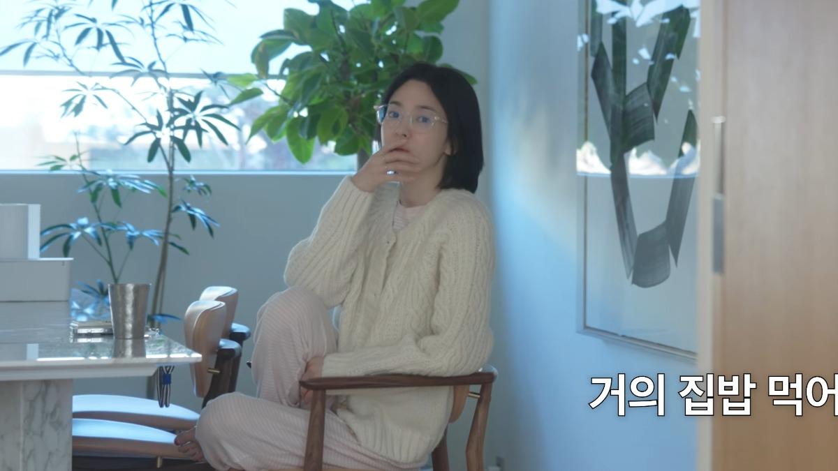 宋慧喬首曝91億韓幣雙層豪宅！　穿睡衣素顏露面「早餐必吃這物」