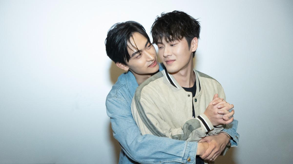 毛祁生(左)、張家陞特映會現場狂放閃。(圖/LINE TV提供)