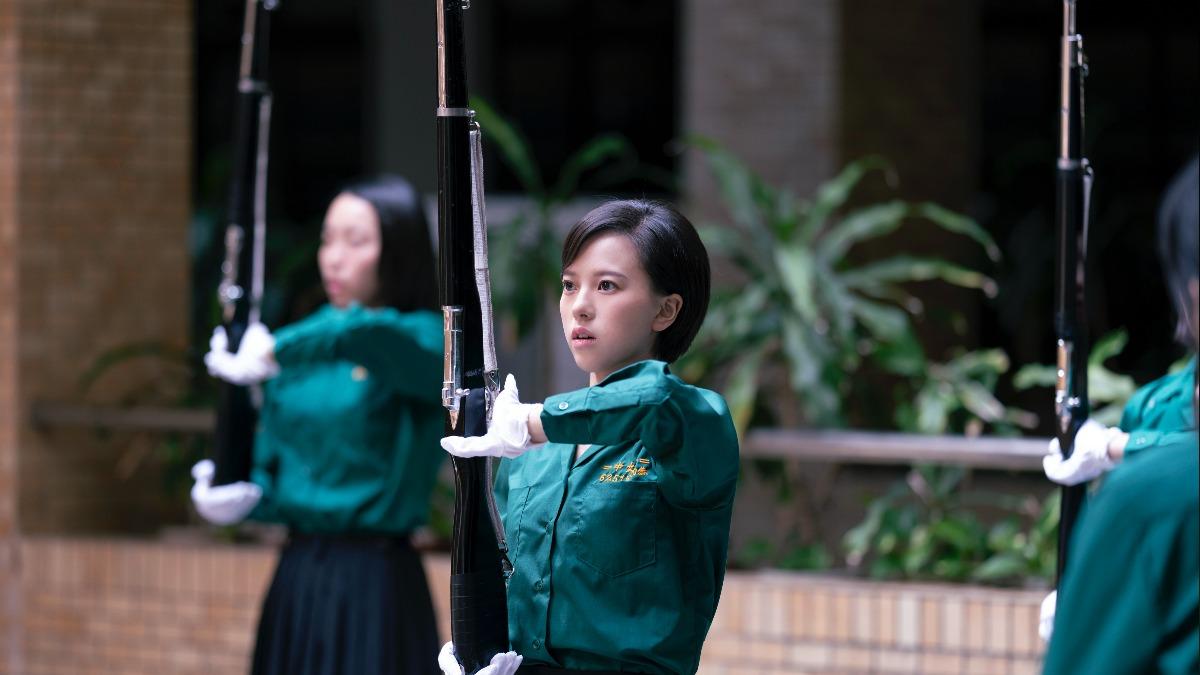 項婕如苦練真槍!被打到瘀青 「正式上映被剪光」氣問:我的演出呢?