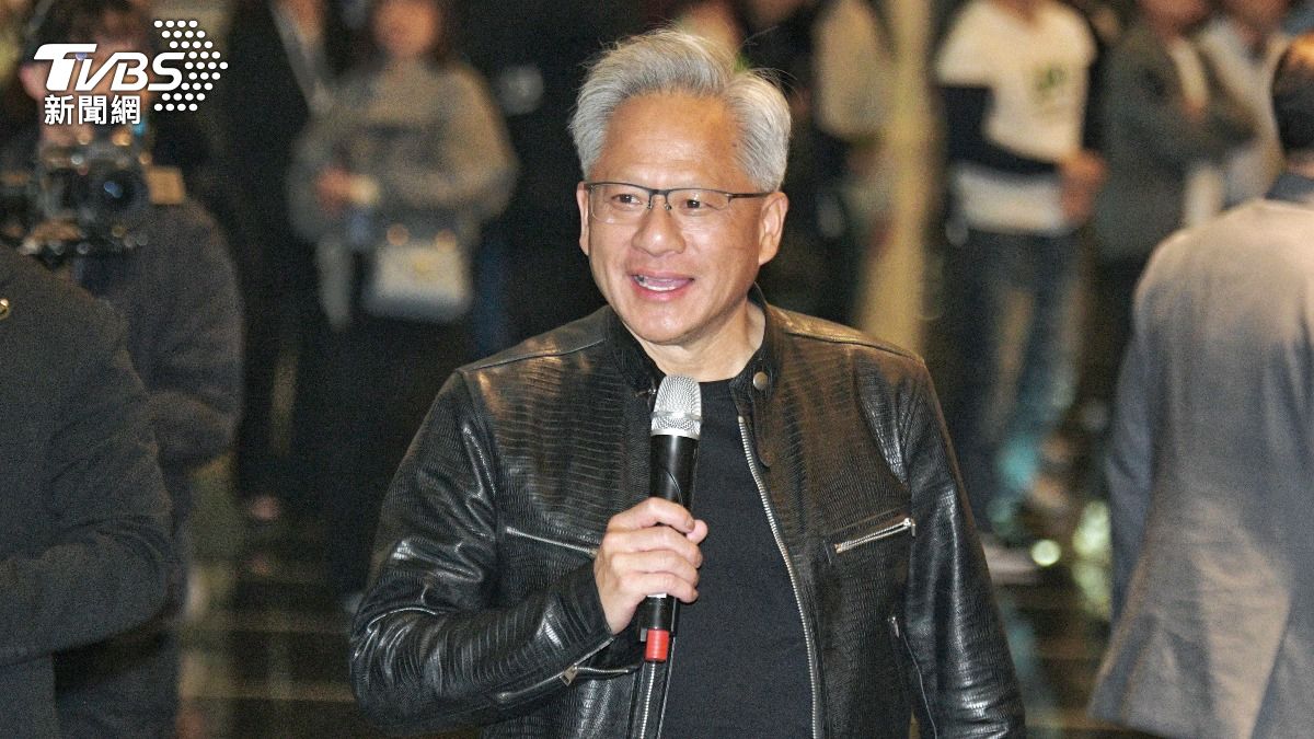 黃仁勳要來了?專機往台灣飛下午降落台南 明出席台積電運動會