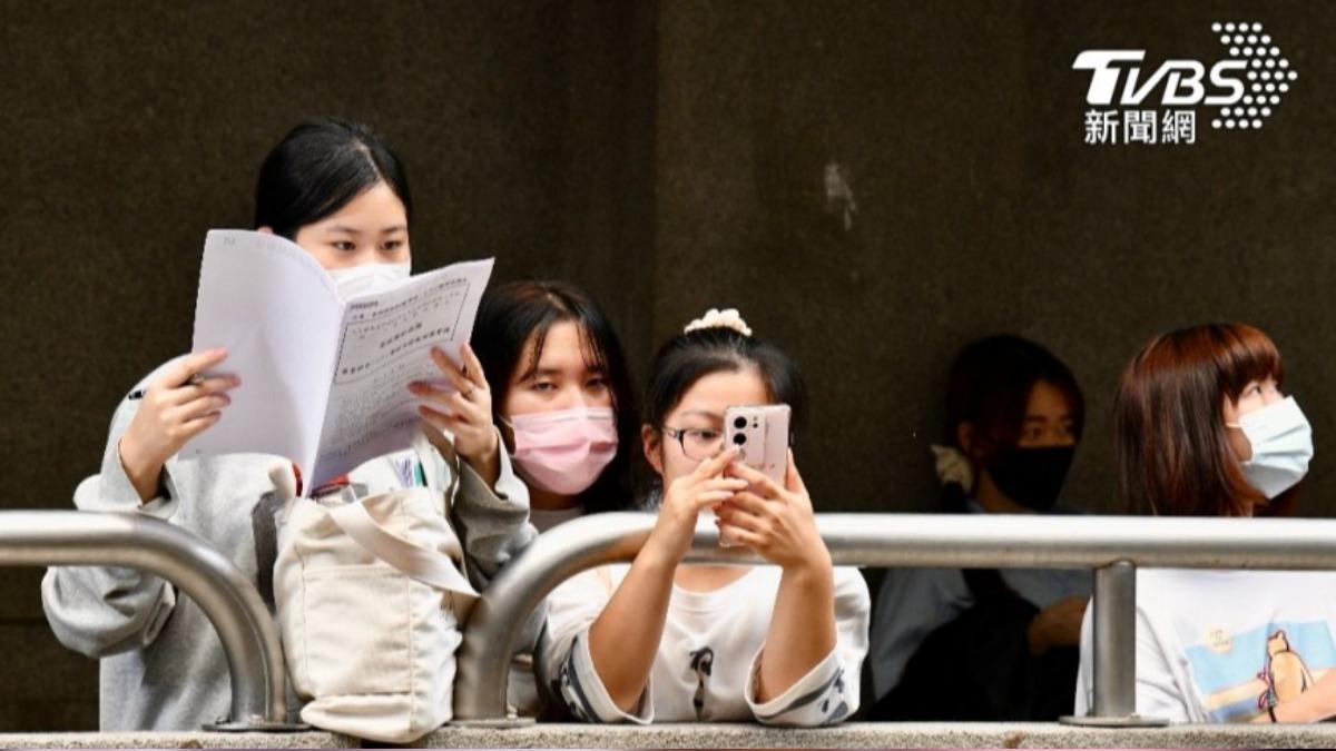 114學測/英文試題多從新聞報導取材 著重「長篇閱讀」