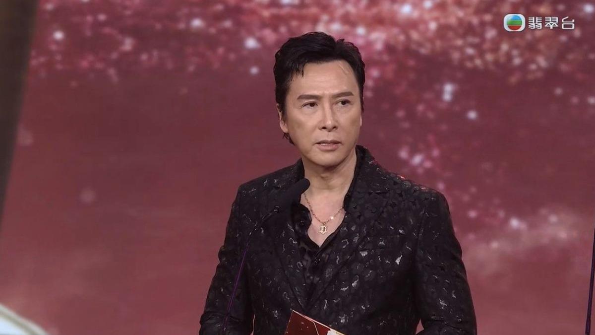 萬千星輝頒獎典禮/真的是甄子丹! 「剪影預告」網瘋猜:一看就知道是誰