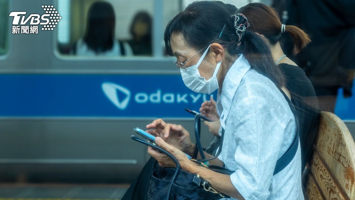 日本全國流感疫情持續升溫。（示意圖／達志影像Shutterstock）
