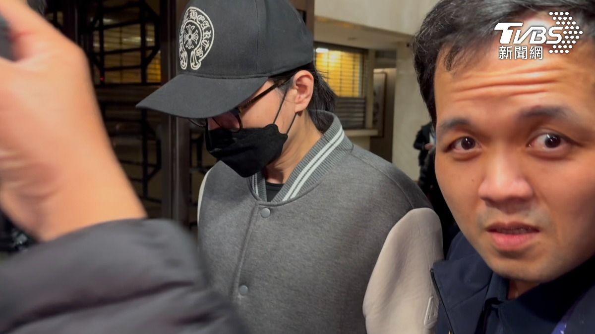 藝人李威訊後請回。(圖/潘千詩攝)