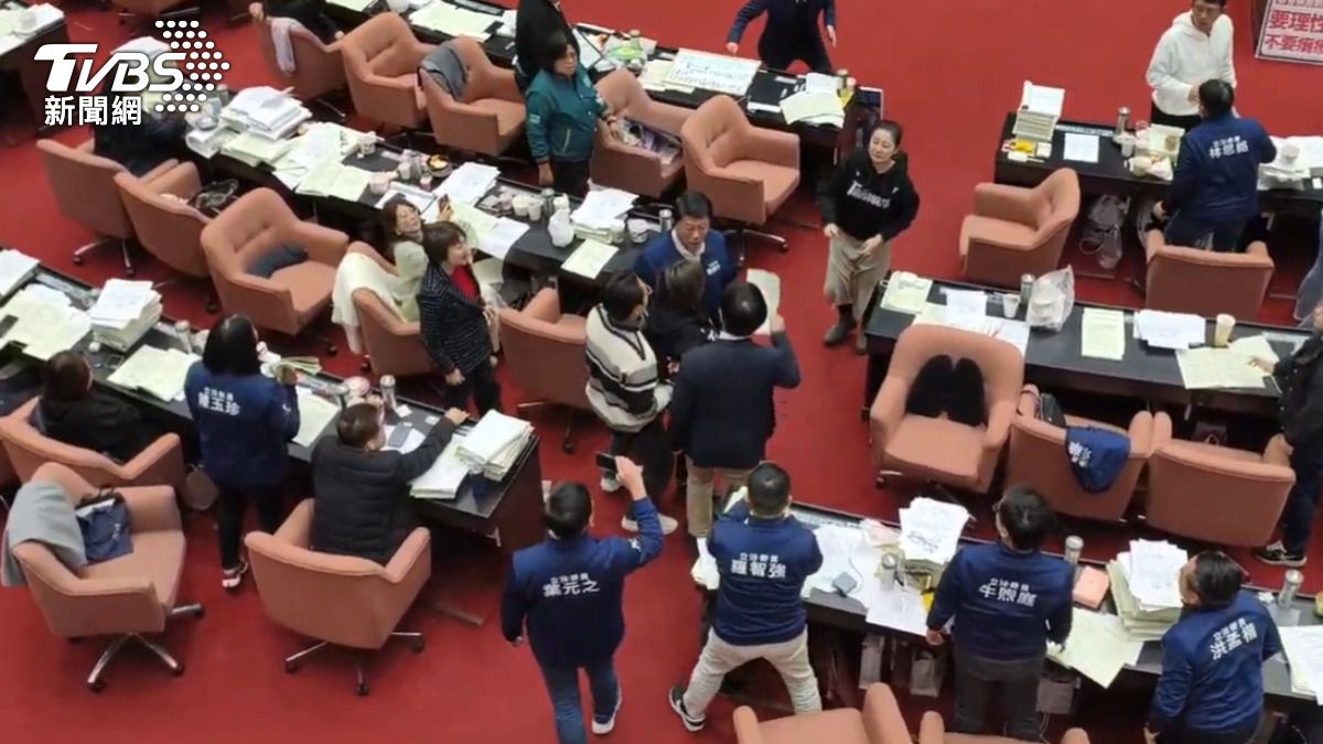 審預算爆衝突!郭國文、謝龍介叫囂 徐巧芯嗆:你流氓喔?