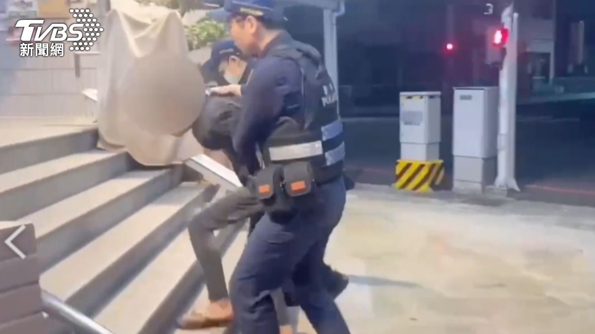 酒醉友狂盧「不是這下車」還出手毆 台中男怒拿刀砍左手反擊