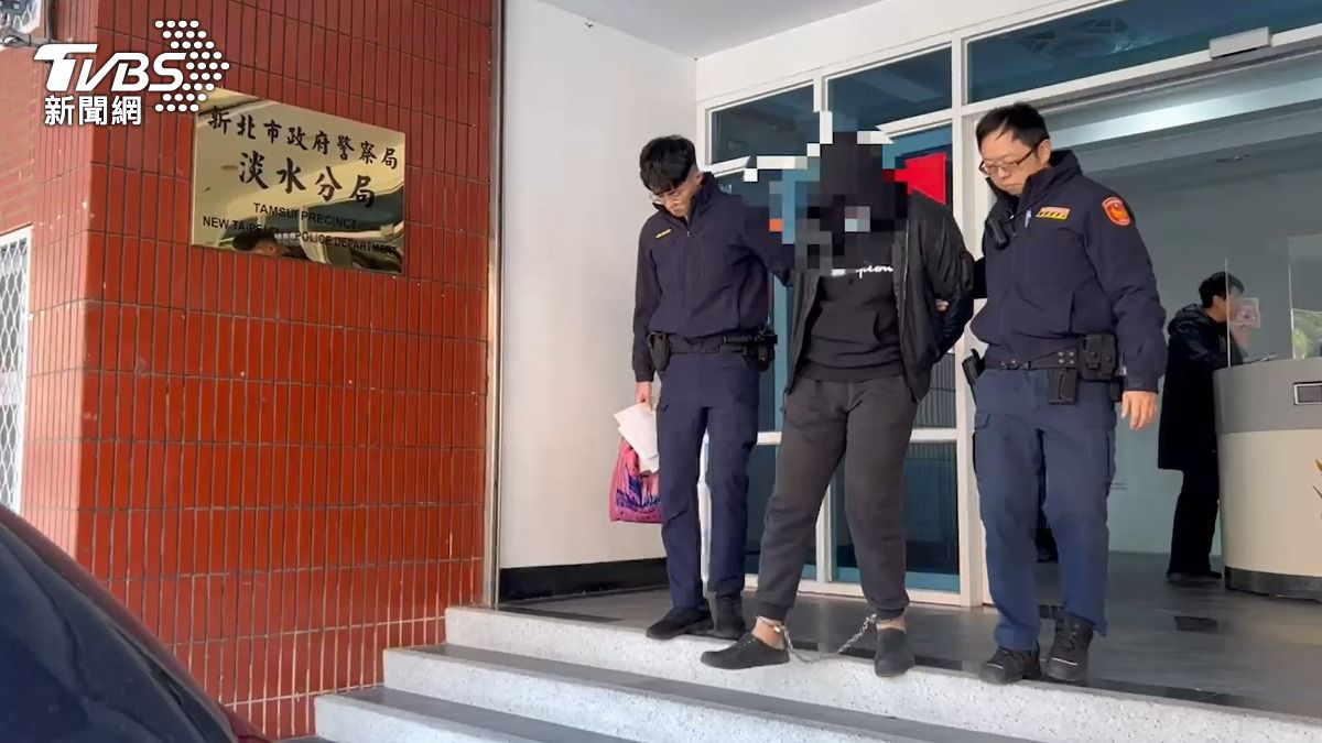 逃亡5年多的徐姓酒駕通緝犯被警方逮捕送辦。（圖／TVBS）