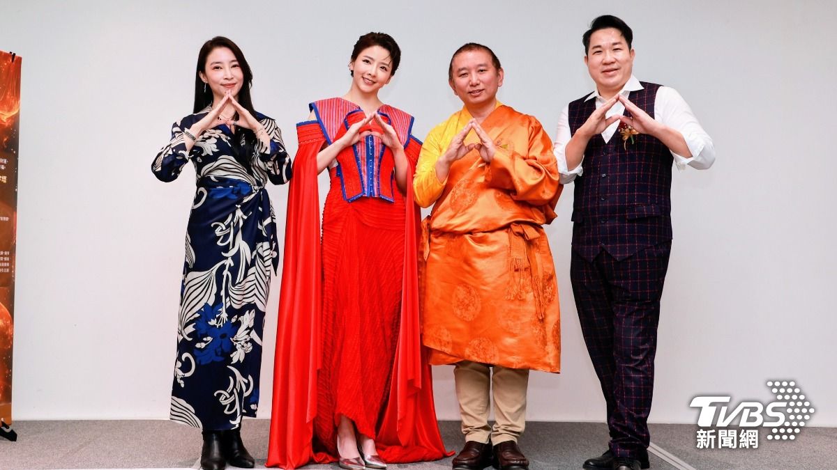 張家瑋、宋羽葤、雪歌仁波切與劉爾金出席記者會。(圖/趙世平攝)