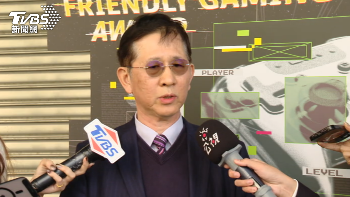 AI資安防護 黃彥男:數發部每月下架萬則詐騙廣告