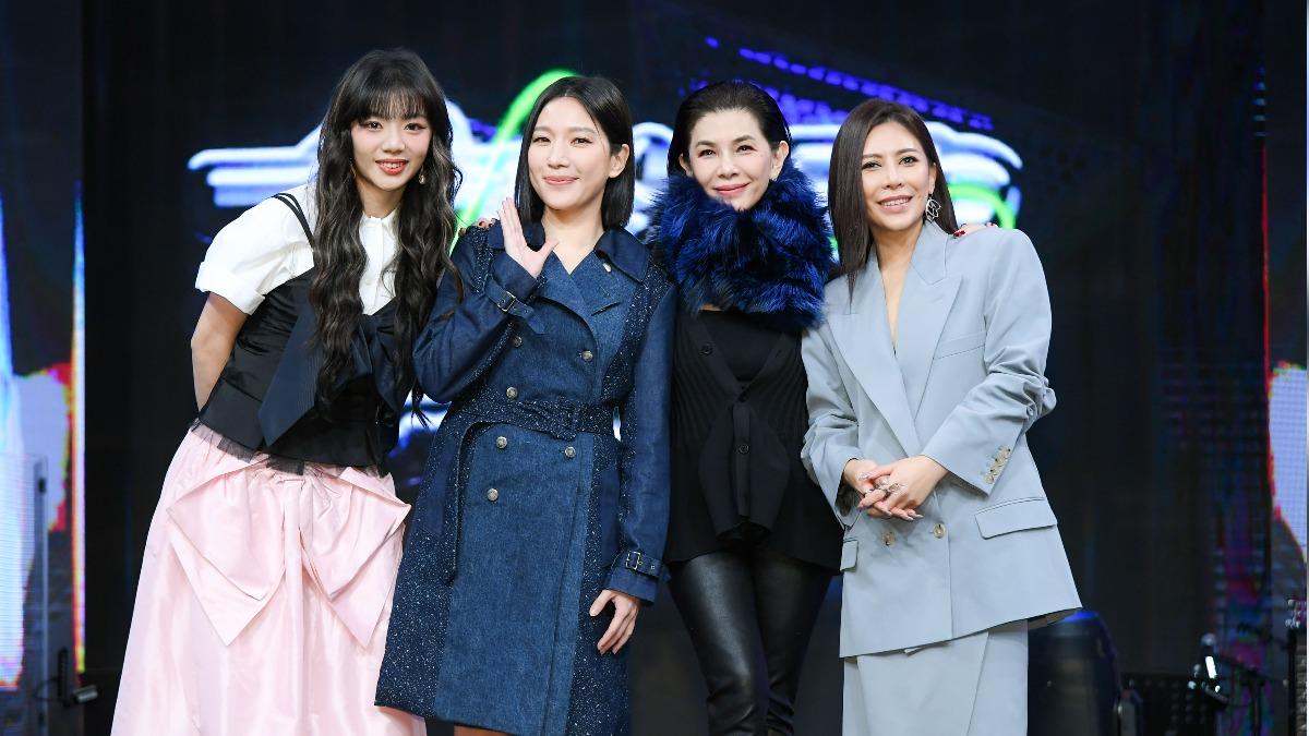 木木(左起)、Sandra、張清芳和艾怡良出席記者會。(圖/三立提供)